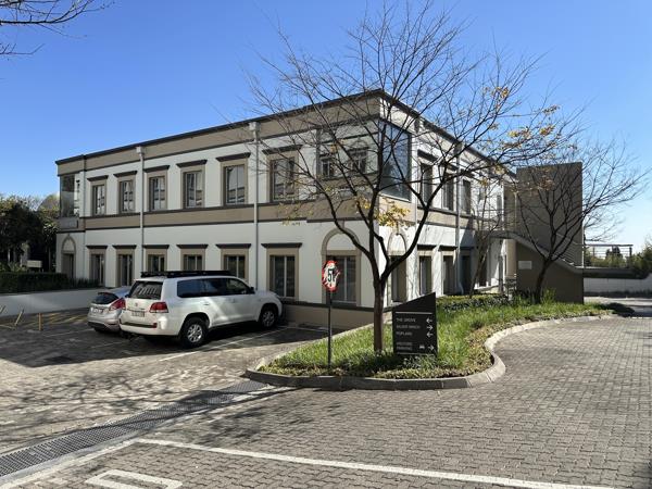 141  m² Commercial space