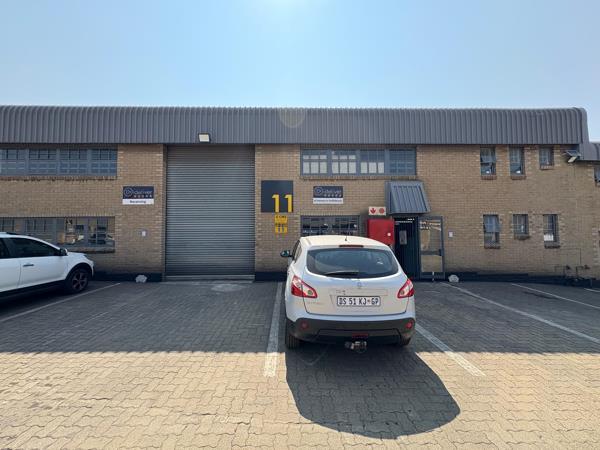 448  m² Industrial space