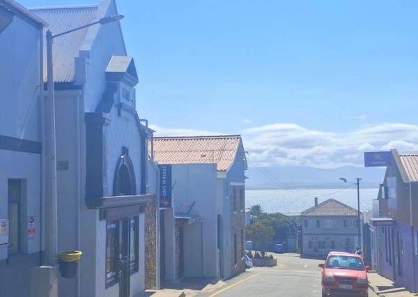 185 m² Commercial space
