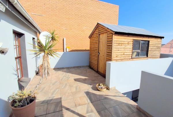 185  m² Commercial space