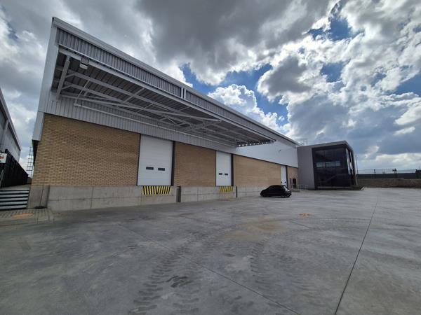 2 208 m² Industrial space