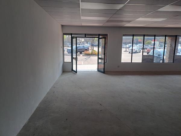 164  m² Commercial space