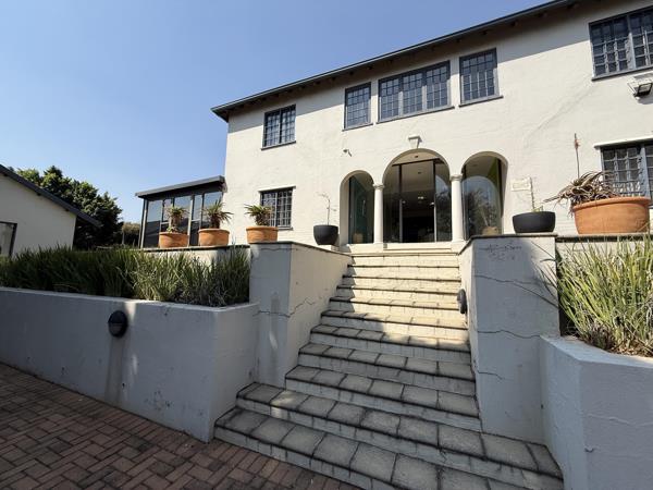 275  m² Commercial space