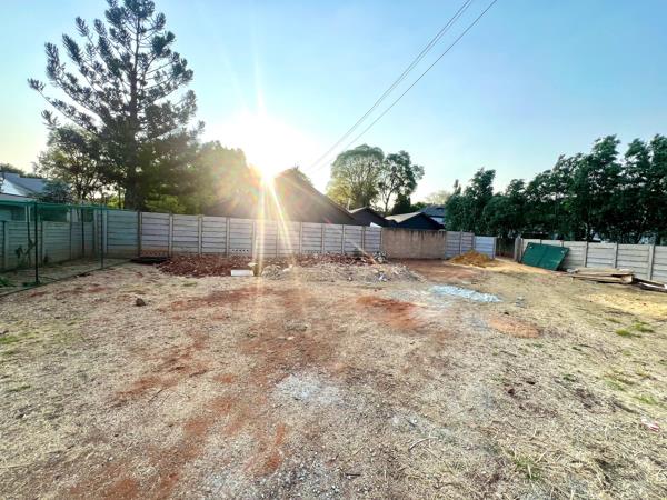 640 m² Land