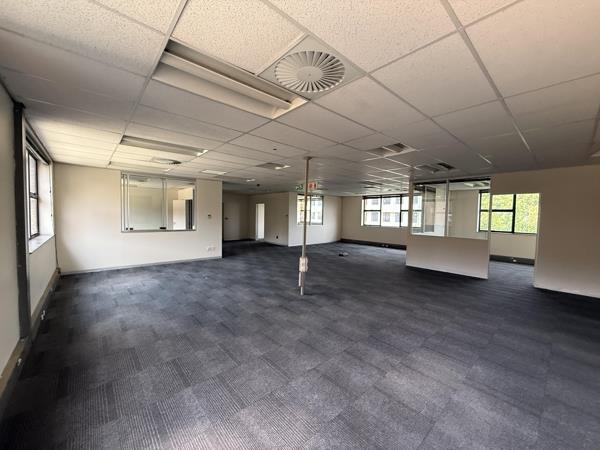 208 m² Commercial space