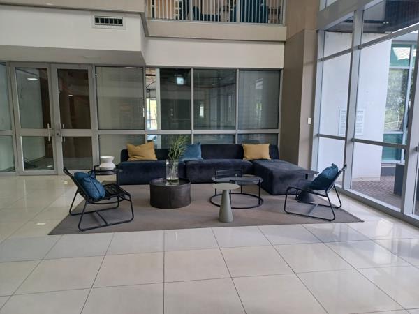 308 m² Office Space