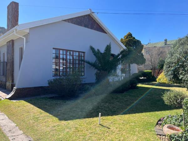 11 Bedroom House
