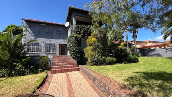 5 Bedroom House