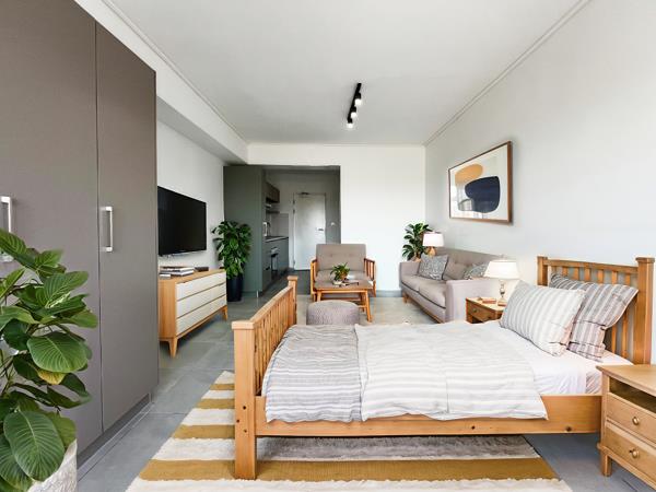 Studio Apartment