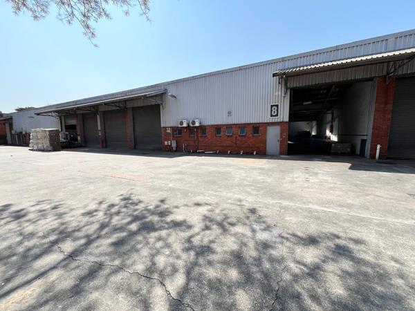 1 105  m² Industrial space