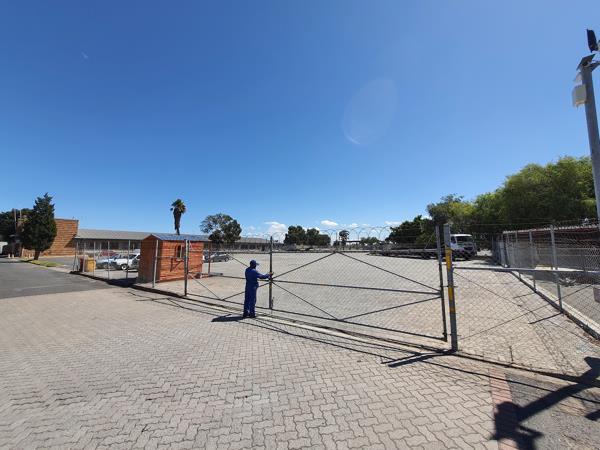 1 500  m² Industrial space