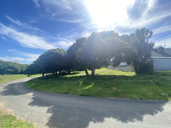 1 110 m² Land