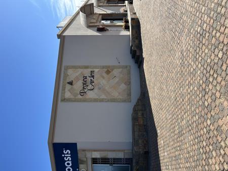 71.7  m² Commercial space