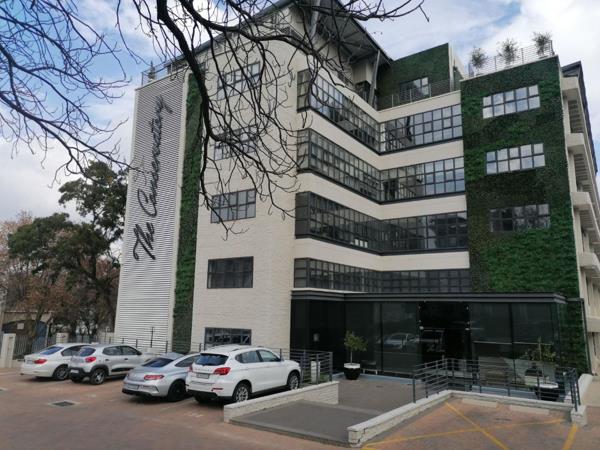 530  m² Commercial space