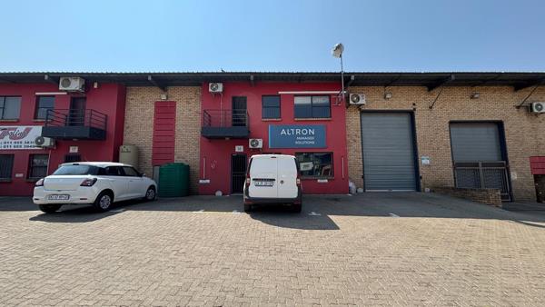 291  m² Industrial space