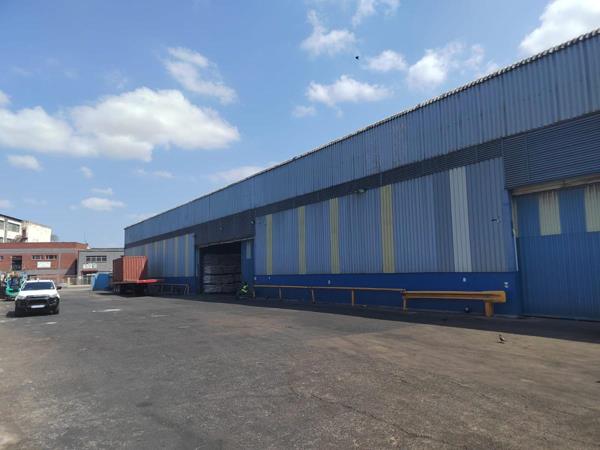 4 831  m² Industrial space