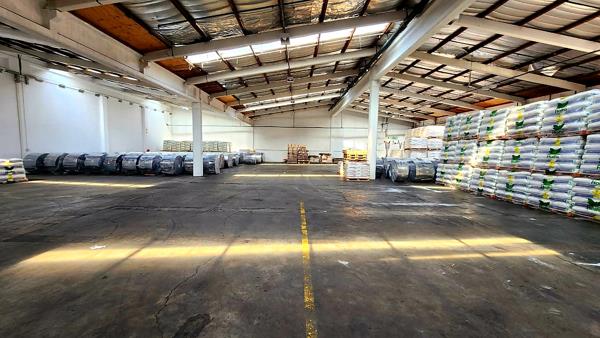 1 105  m² Commercial space