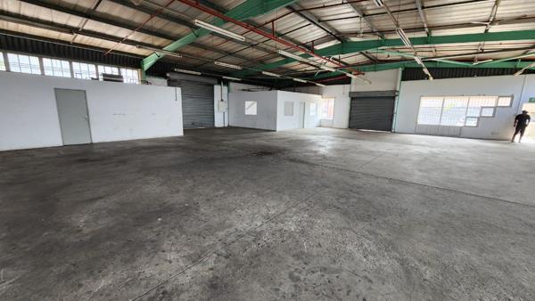 351  m² Commercial space