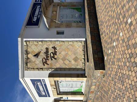 83.2 m² Commercial space