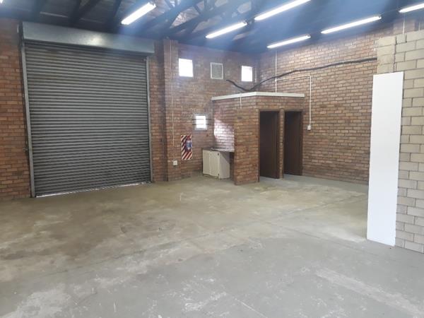 100  m² Industrial space