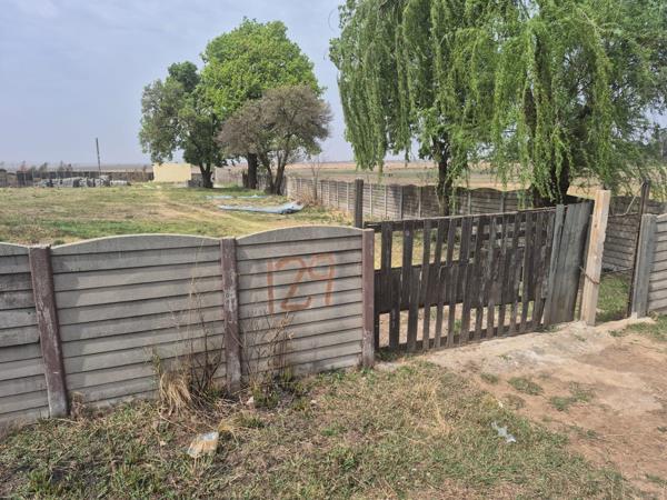2.5 ha Smallholding