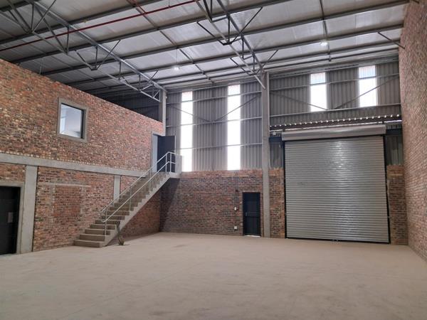 574  m² Industrial space