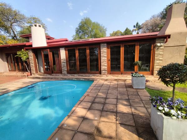 6 Bedroom House