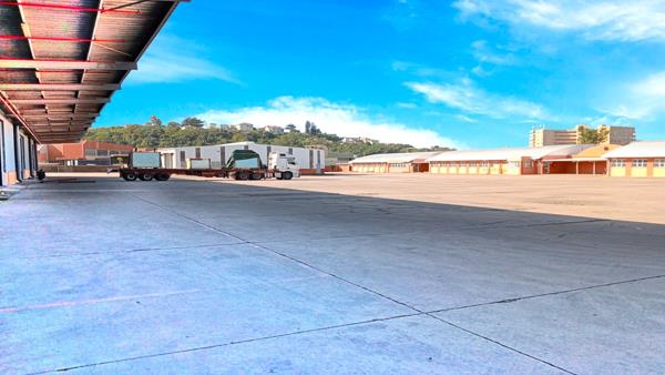 7 000  m² Industrial space