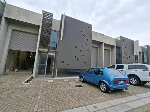 284  m² Office Space