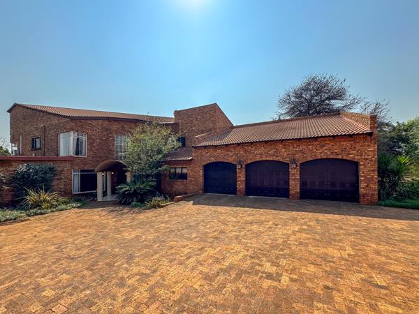 6 Bedroom House