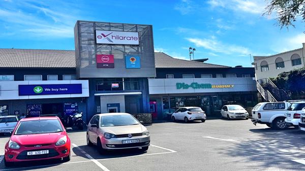 395  m² Office Space