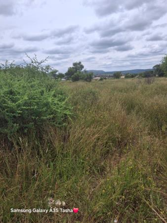 953 m² Land