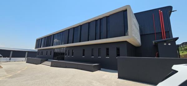 5 050  m² Industrial space