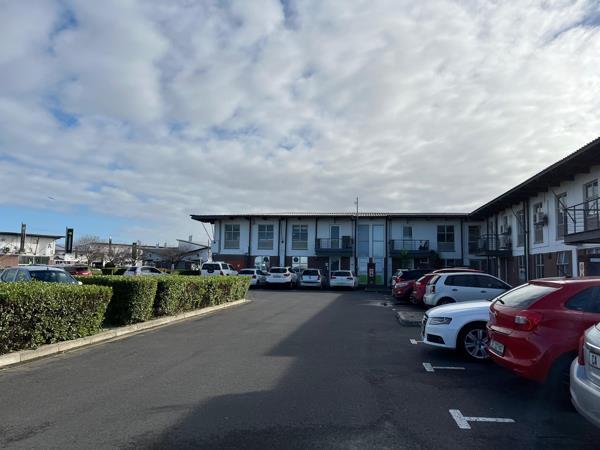 232  m² Retail Space