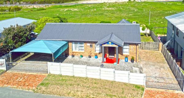 2 Bedroom House