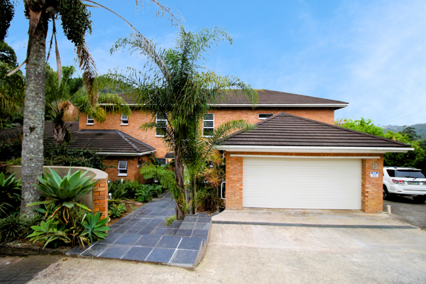 10 Bedroom House