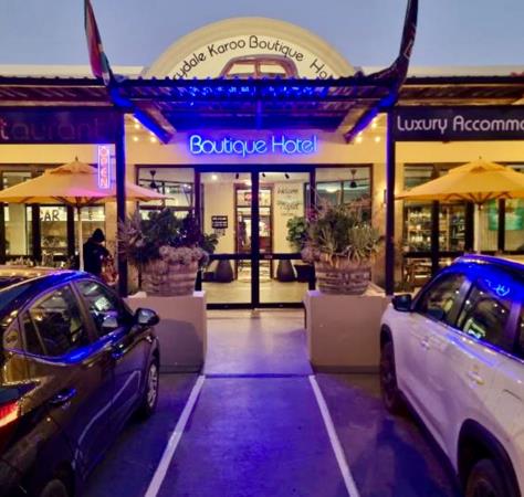 1 300  m² Commercial space