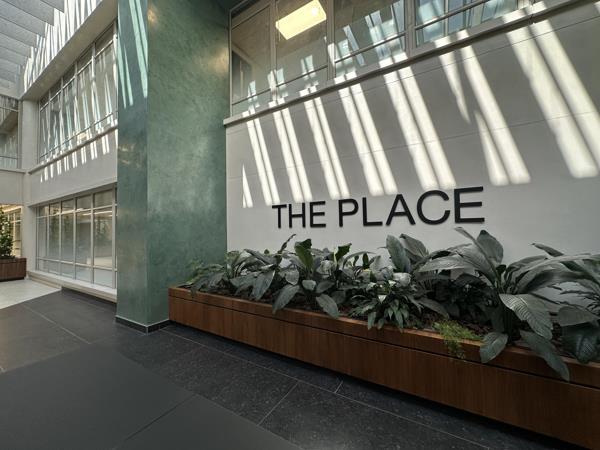 178  m² Commercial space