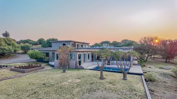 5 Bedroom House