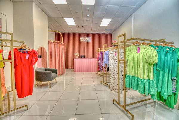 49  m² Retail Space