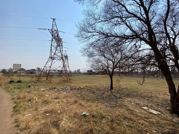 702  m² Industrial space