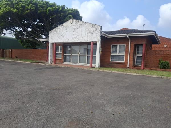 360  m² Commercial space