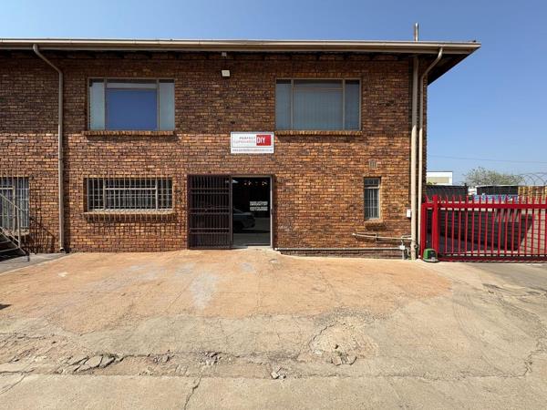 1 210 m² Industrial space