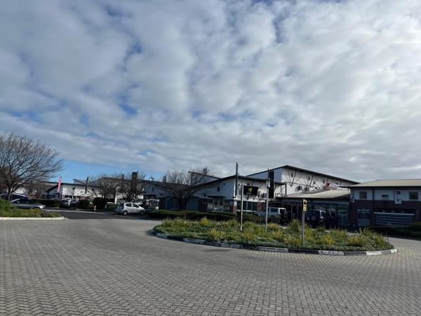 375  m² Commercial space