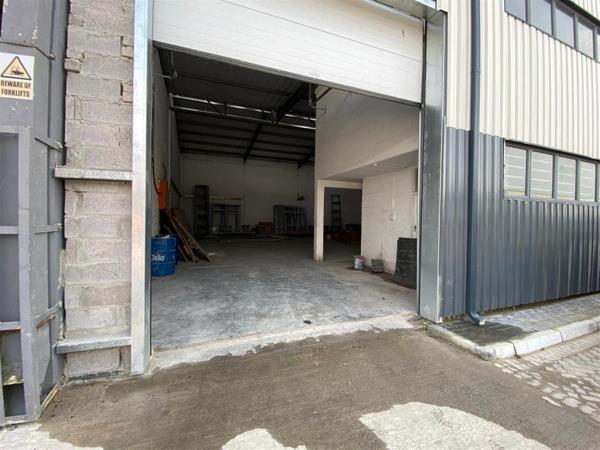 475  m² Industrial space
