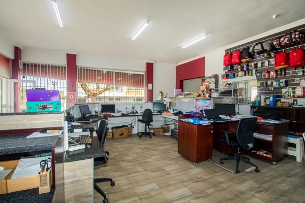 495 m² Commercial space