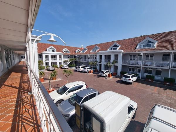 106  m² Commercial space