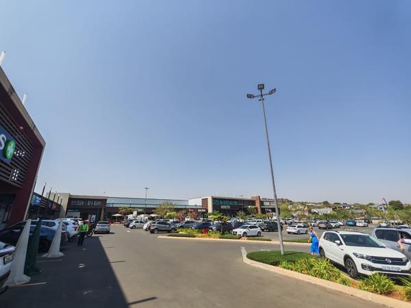 74  m² Commercial space