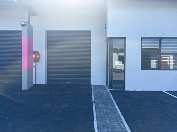 121  m² Industrial space