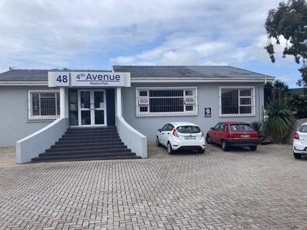 320  m² Commercial space